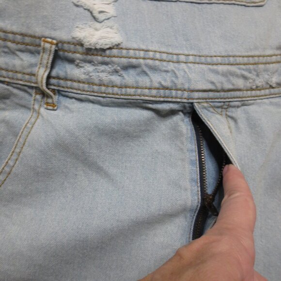 NWT BDG-URBAN OUTFITTERS mens OVERALLS distressed BLUE denim JEANS - Picture 6 of 16